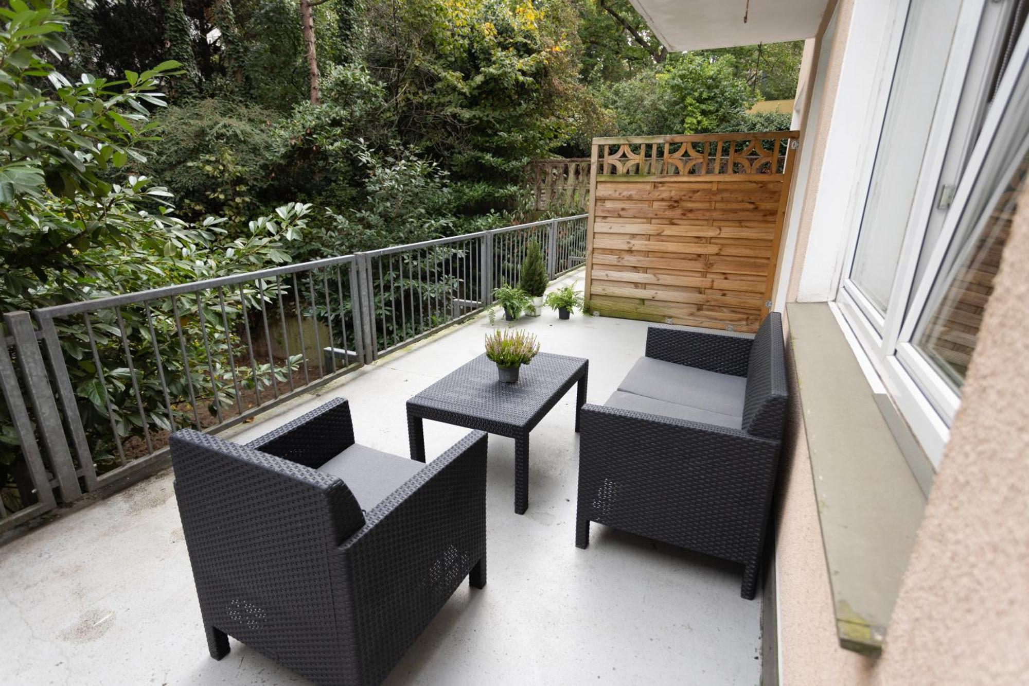 Central Apartment With Terrace And A Free Parking 뒤스부르크 외부 사진