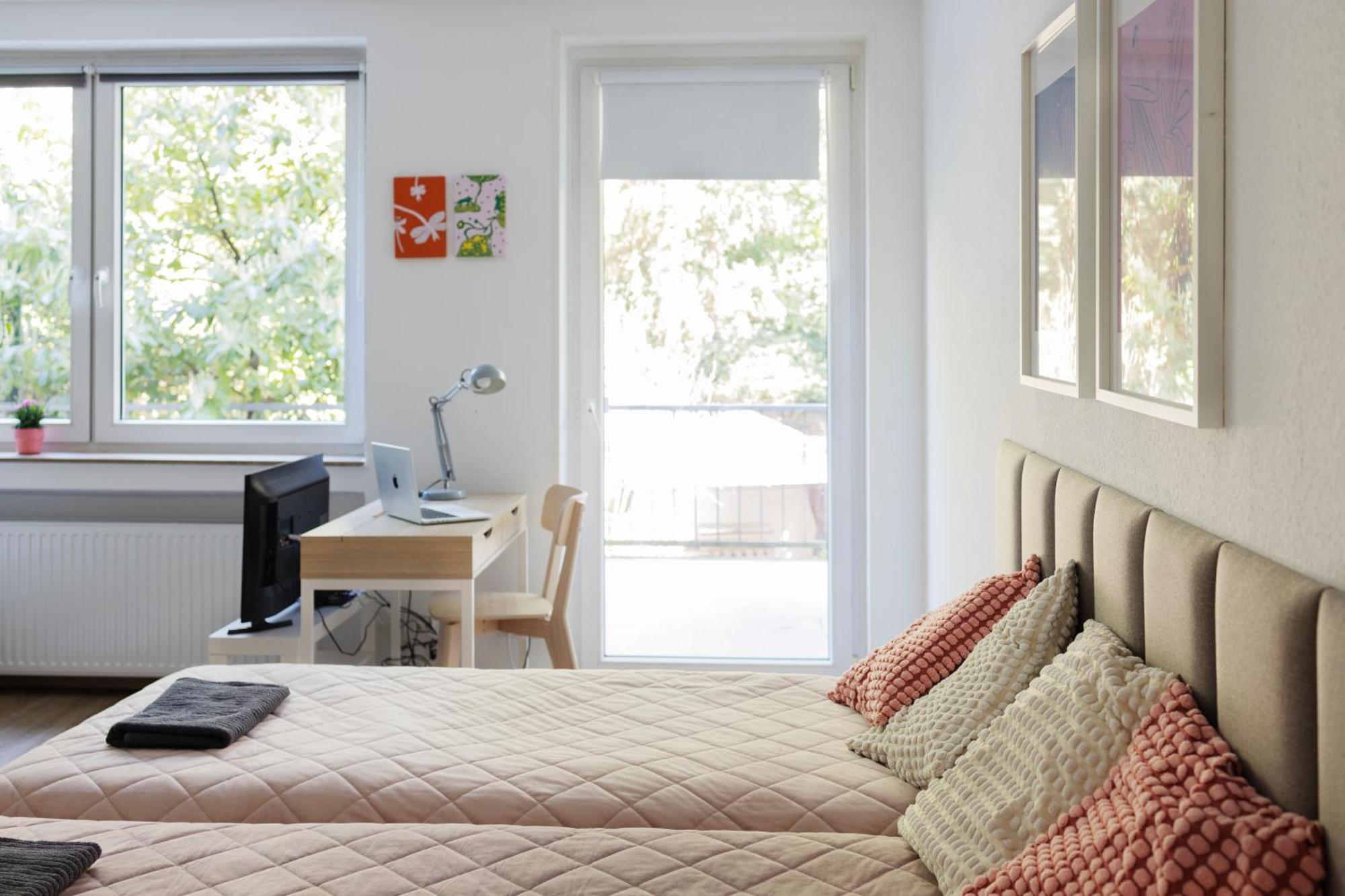 Central Apartment With Terrace And A Free Parking 뒤스부르크 외부 사진
