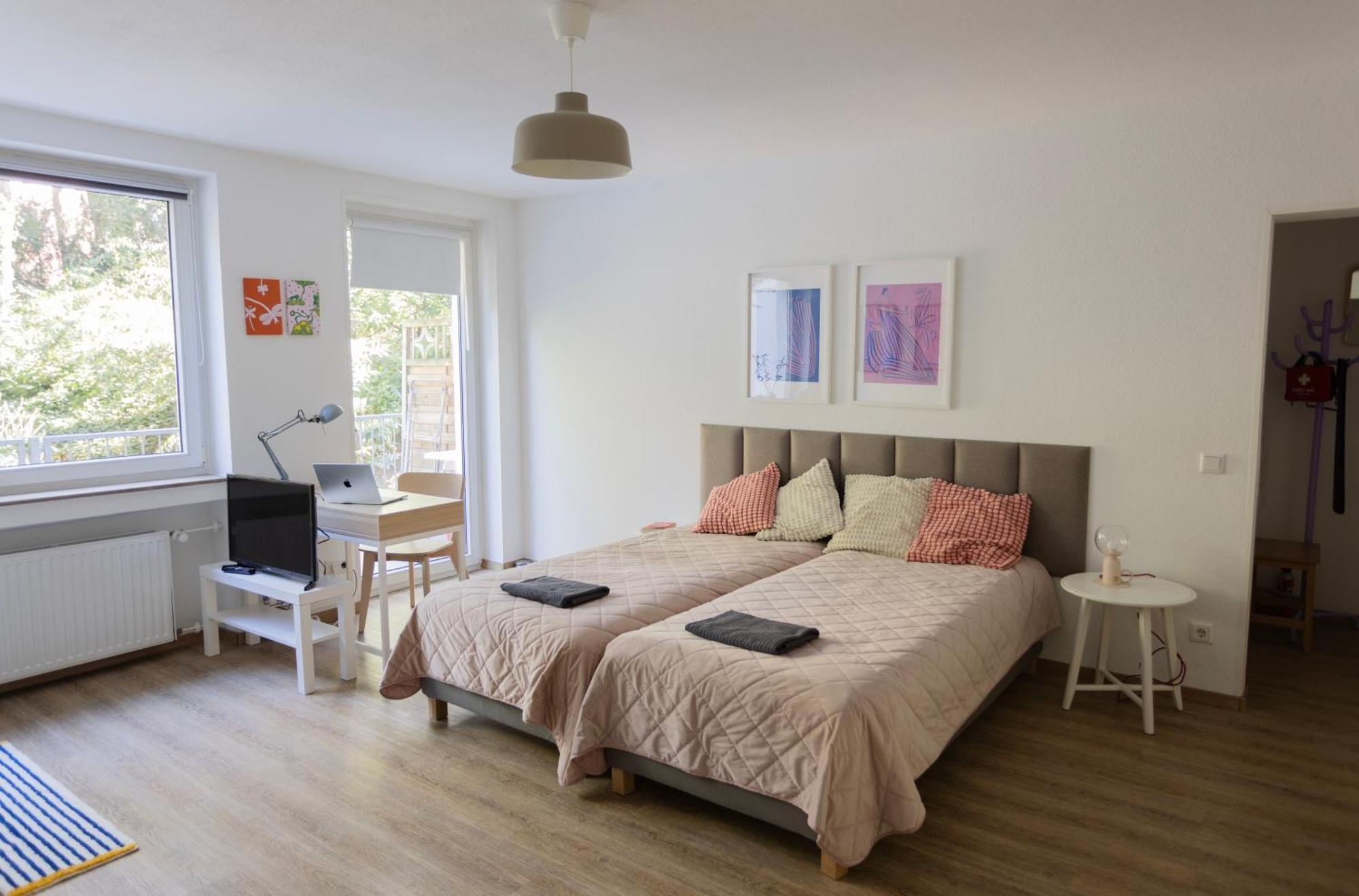 Central Apartment With Terrace And A Free Parking 뒤스부르크 외부 사진